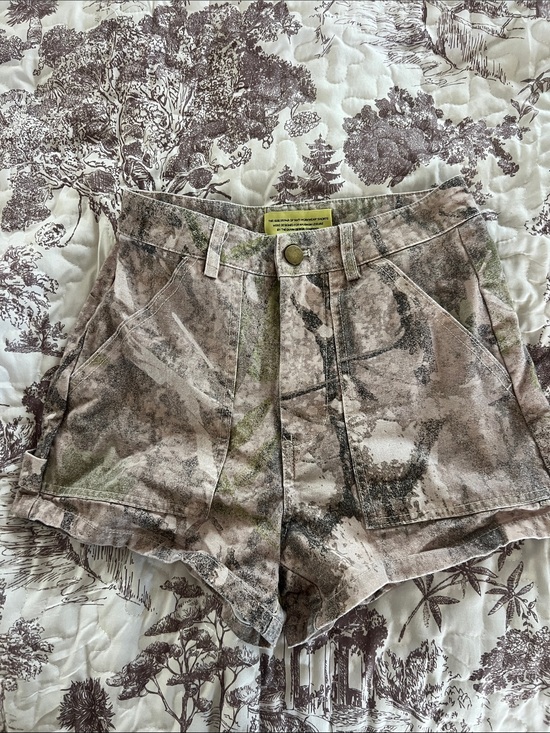 Duvin Pants - Duvin Camouflage Print Women's High-Rise Utility Shorts